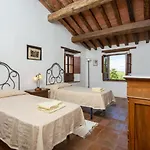 Caporlese Large Private Pool Wifi * Terni