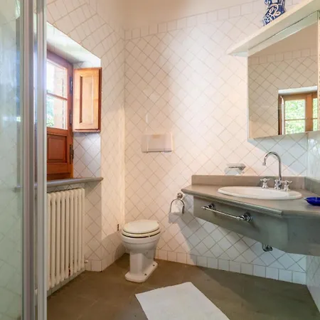 Caporlese Large Private Pool Wifi