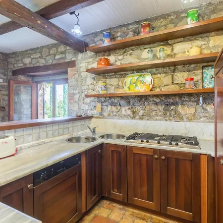 Villa Caporlese Large Private Pool Wifi Montegiove