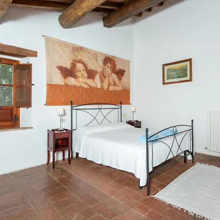 Caporlese Large Private Pool Wifi Montegiove