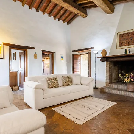 Caporlese Large Private Pool Wifi Montegiove
