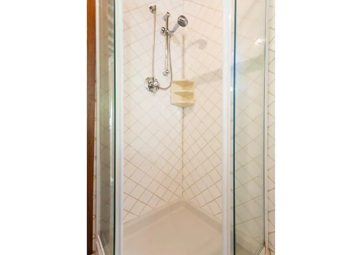 Caporlese Large Private Pool Wifi Villa Terni