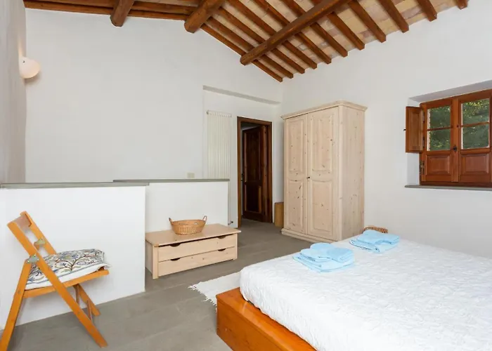 Caporlese Large Private Pool Wifi Villa *