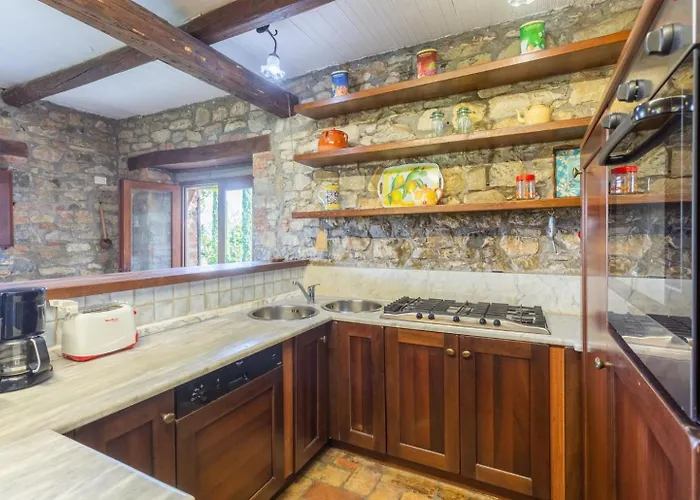 Villa Caporlese Large Private Pool Wifi Terni