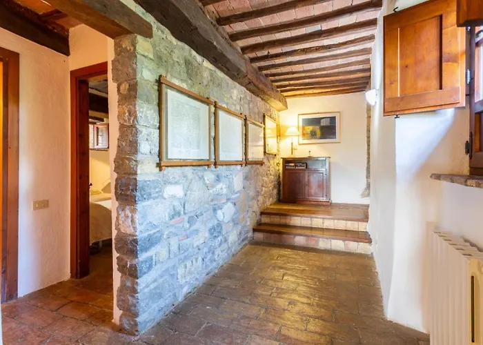 Caporlese Large Private Pool Wifi *