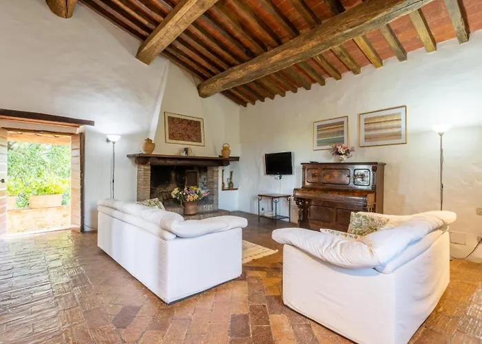 Caporlese Large Private Pool Wifi Villa