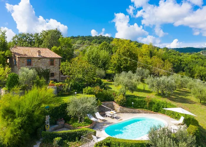 Caporlese Large Private Pool Wifi